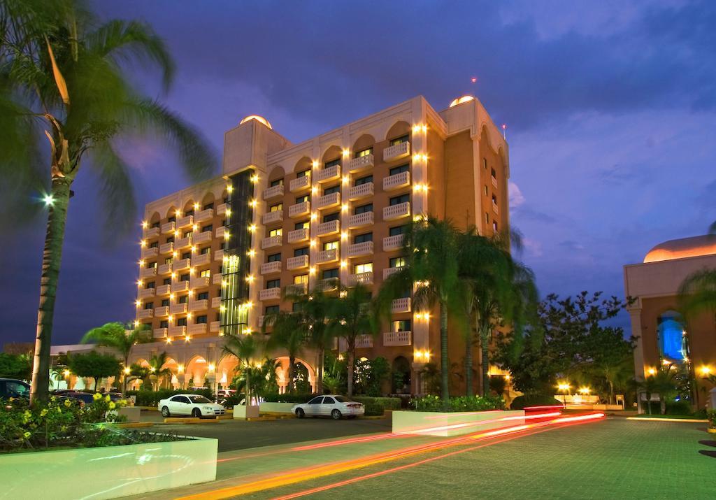 Hotel Lucerna Culiacán Zewnętrze zdjęcie