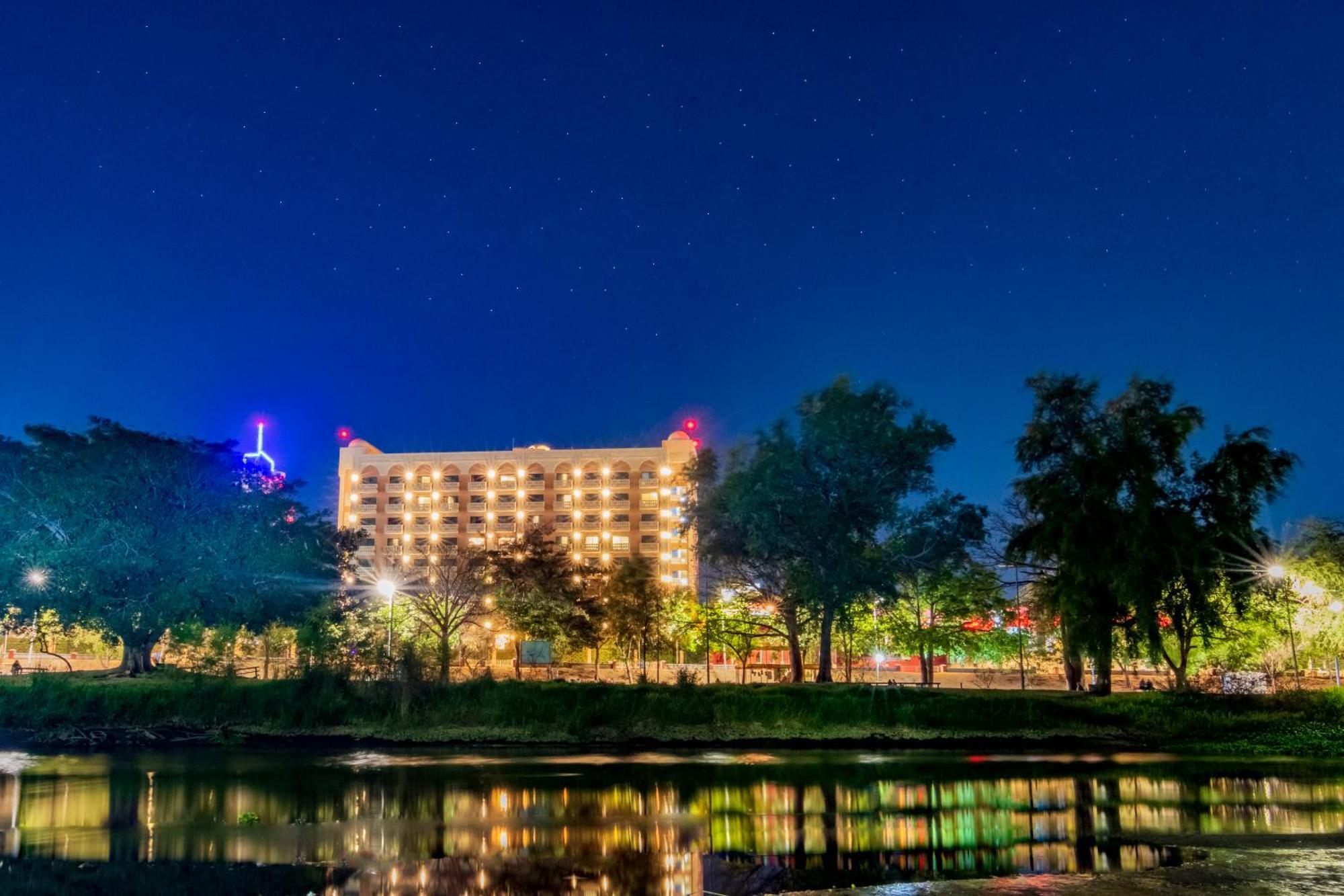 Hotel Lucerna Culiacán Zewnętrze zdjęcie